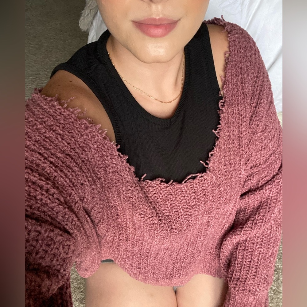 VERY  CUTE & BAGGY EXPRESS SWEATER ❤️